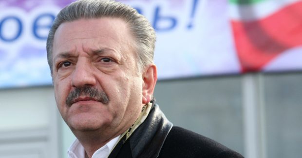 image-prezident-gruppy-ast-telman-ismailov-v-groznom