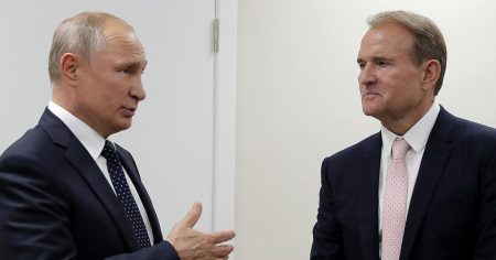 image-putin-medvedcuk-1068x661