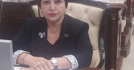 image-1660223094_sedaqet-meclisde-yaxinda