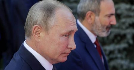image-1661782623_1661781770_putin-pasinyan